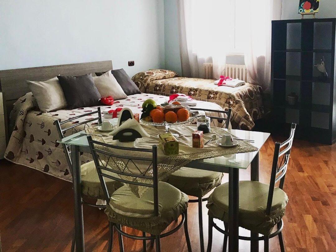 Monovano Eumorfia Apartment Triggiano Bagian luar foto